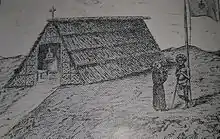 Croquis d'une petite cabane, au toit de paille avec pans descendant jusqu'au sol, surmonté d'une petite croix, avec porte ouverte donnant sur un petit autel