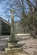 Le calvaire de 1822, à proximité de la chapelle Saint-Joseph.