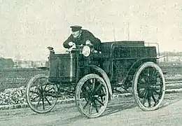 Camille Jenatzy, le 17 janvier 1899 à Achères sur CGA Dogcart électrique.