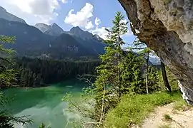 Vue du lac d'en haut.