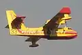 Un canadair français, modèle Canadair CL-415 en mission