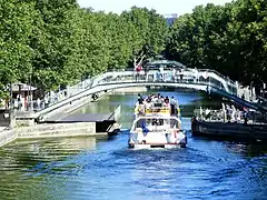 Vue vers le Pont Dieu.