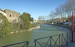 Le canal du Midi à Trèbes.