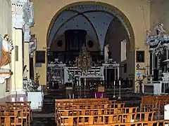 Intérieur de l'église conventuelle.