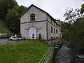 Vue sur les 4 canaux de fuite et sur la rivière Corrèze.