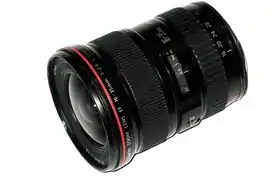 Image illustrative de l’article Canon EF 16-35mm