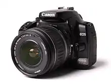 Description de l'image Canon EOS 400D with lens.jpg.