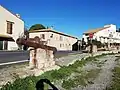 Canons anglais offerts par la commune d'Agde posés en bordure du Canal du Midi.