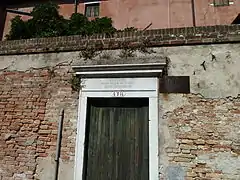 entrée de l'ancien couvent des Canossiennes