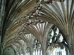 Les voûtes du cloître.