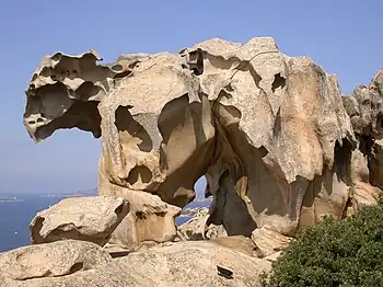 Vue latérale du Capo d'Orso.