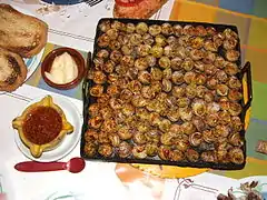 Escargots à la provençale, ou cargolade catalane.