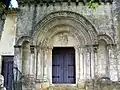 La façade romane de l'église (août 2014)