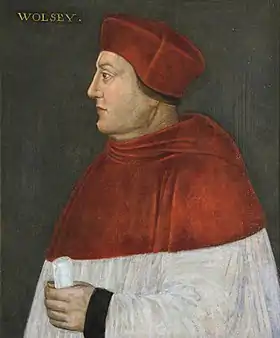 Portrait de profil d'un homme obèse portant une tunique ecclésiastique rouge