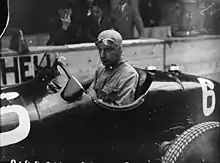 Photo de Carlo Felice Trossi au volant de sa voiture au Grand Prix de Montreux 1934.