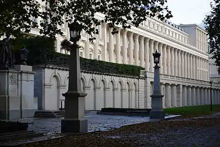 Carlton House Terrace, bâtiment ouest.