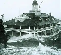 Onde de tempête frappant Edgewood, Rhode Island