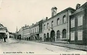 L'ancienne mairie, avant les destructions des guerres.