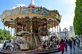 Carrousel Belle époque à Paris