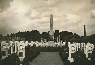 Ancien carré militaire du cimetière du Centre en 1932.