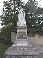 Monument aux morts.