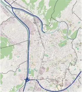 Carte représentant les réseaux routier et autoroutier de Grenoble et ses communes limitrophes.