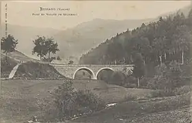 Pont et vallée de Séchenat.