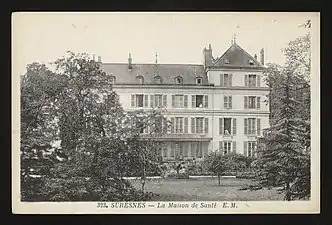 La maison de santé sur une carte postale ancienne.