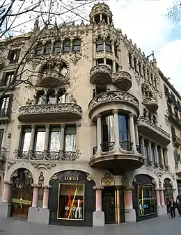 Casa Lleó MoreraPasseig de Gràcia 35,conçue par Lluís Domènech i Montaner