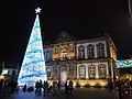 Hôtel de ville à Noël.