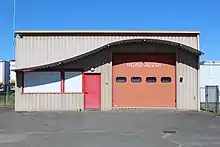 Façade principale d'une caserne de pompiers