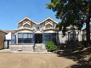 L'arrière du casino donnant sur le Parc Lannelongue.