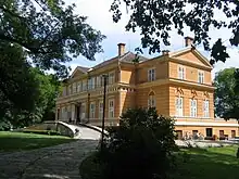 Palais de Săvârșin restitué à la famille royale de Roumanie.