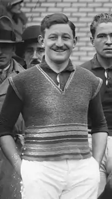 Didier Castex, ci-contre en 1927, occupe le poste de président du club de rugby dans la fin des années 1950.
