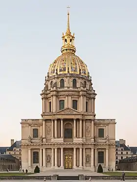 Le dôme des Invalides à Paris.