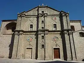 La cathédrale San Pietro Apostolo