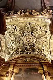 Plafond de la chapelle.