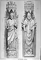 Dais sculptés au-dessus de statues de trumeau, cathédrale de Reims (France).