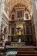 Grand retable (marbre rose) (1618-1628) de la Capilla Mayor (la chapelle majeure de la cathédrale).