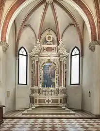 Troisième chapelle de gauche dédiée à la famille Loschi.