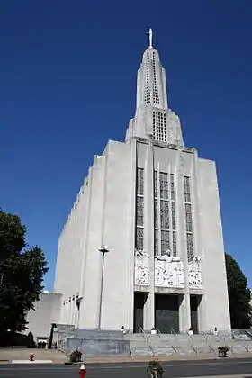 Façade de la cathédrale.