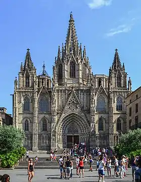 Façade de la Cathédrale Sainte-Croix de Barcelone