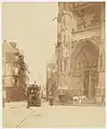 Tramway Mékarski devant la cathédrale (1898).