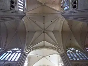 Voûtes de la croisée du transept de la cathédrale Notre-Dame d'Amiens