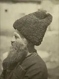 Juif des montagnes portant la papakha et une tchokha, v. 1898.