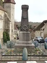 Monument aux morts.