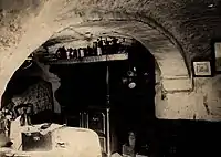 Caves des 4 marteaux logement place du théâtre vers 1900