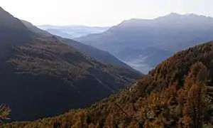 La vallée du Var depuis les environs du col.