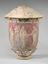 Mariée et servantes. Vase funéraire. Centuripe IIIe – IIe siècle. H. 39 cm. Décor polychrome peint après cuisson. Met