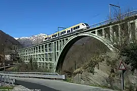 Train sur la ligne Turin - Ceres
